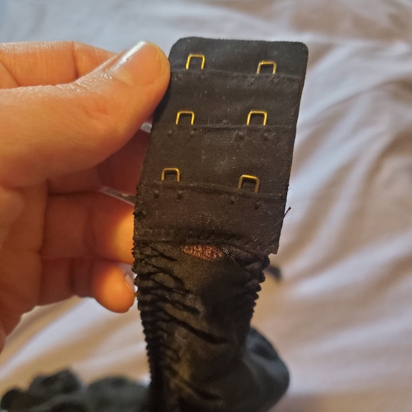 Ilona Black Agent Provocateur bra (34 B) &Suspender Soiree w/ Sworovski Crystals - Picture 8 of 8